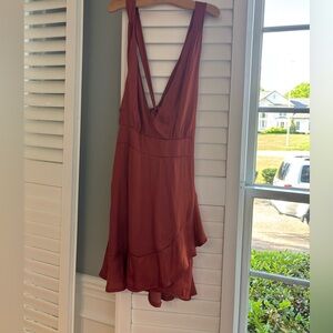 Mauve cocktail dress, new w/o tags, size M